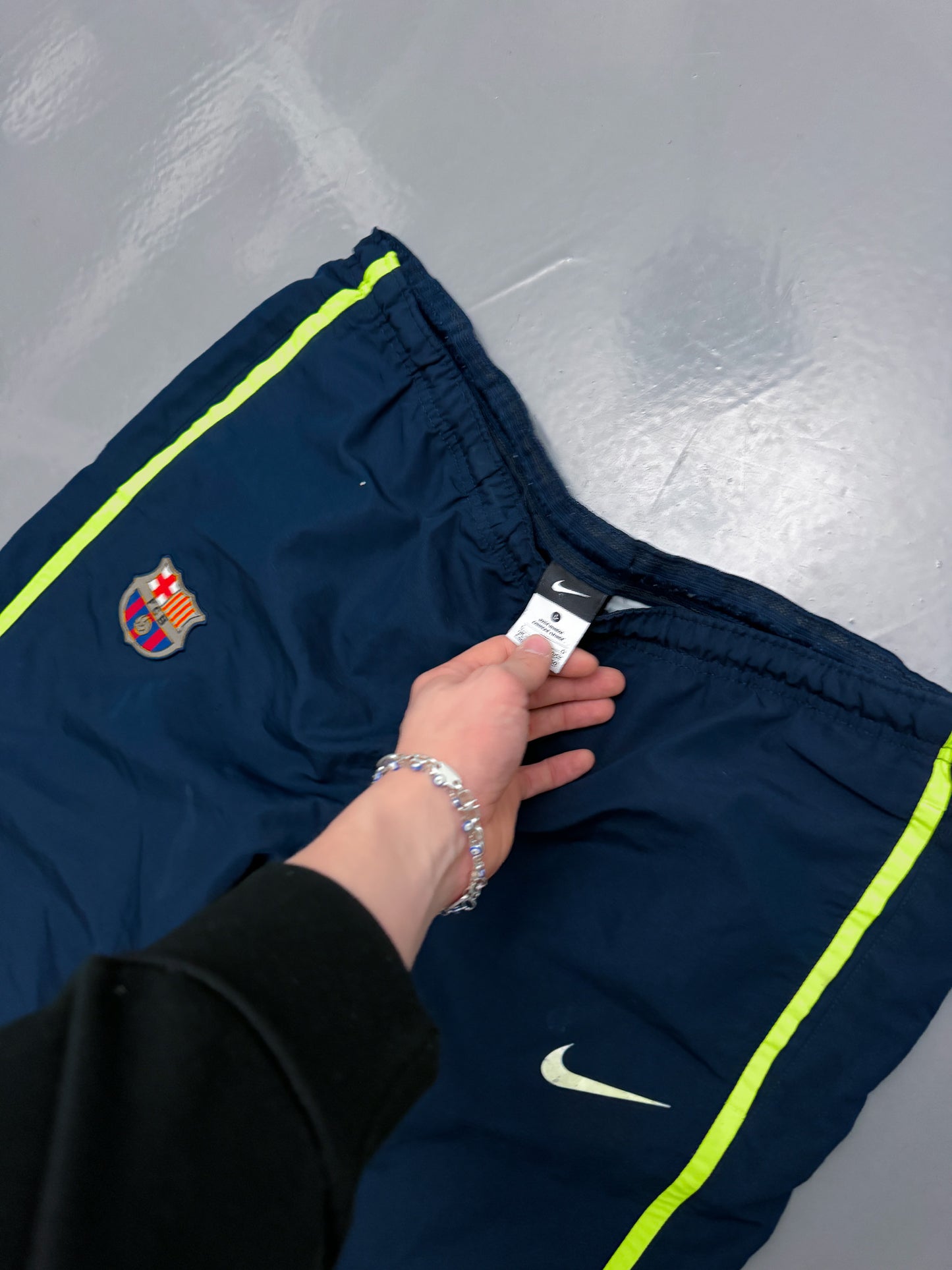 Nike x Barca Vintage Trackpants | L