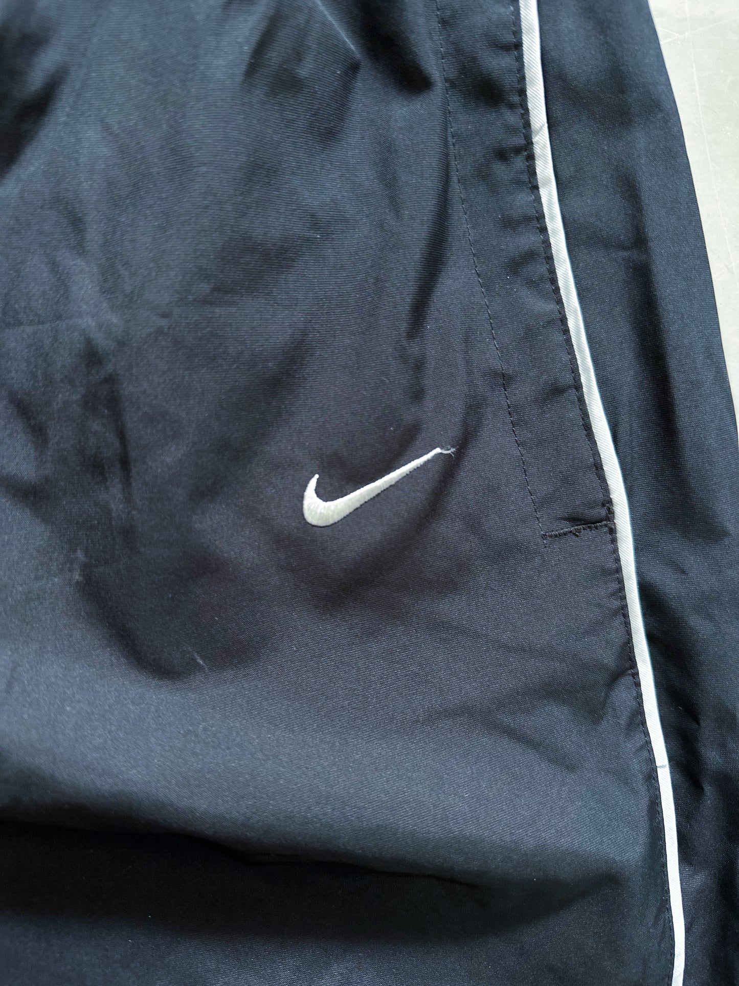 Nike Vintage Trackpants | L