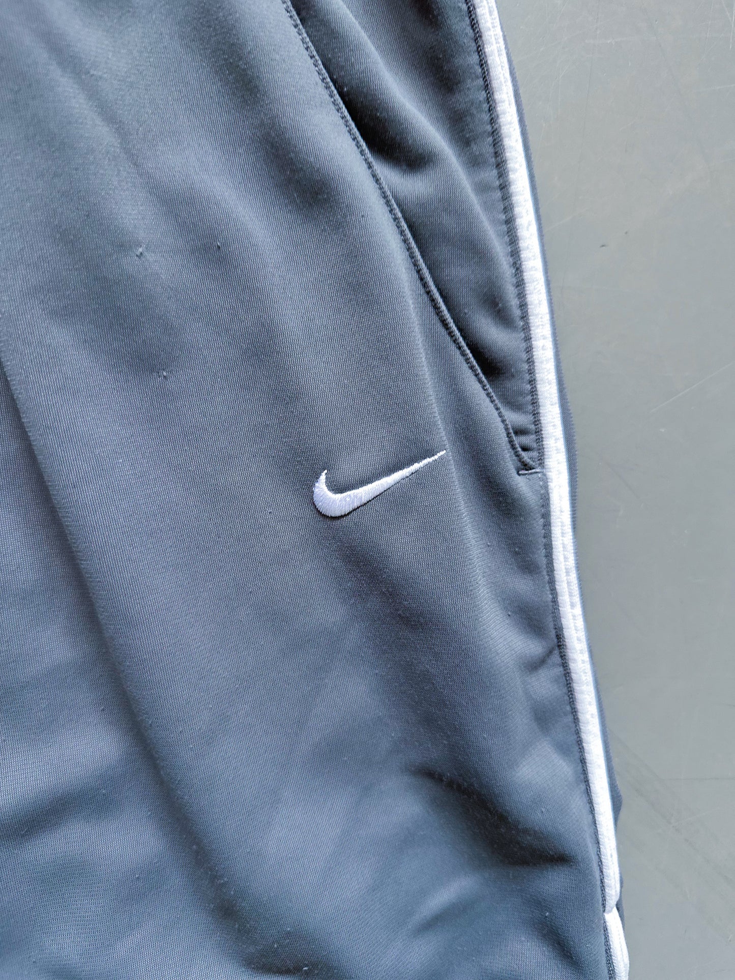 Nike Vintage Trackpants | M