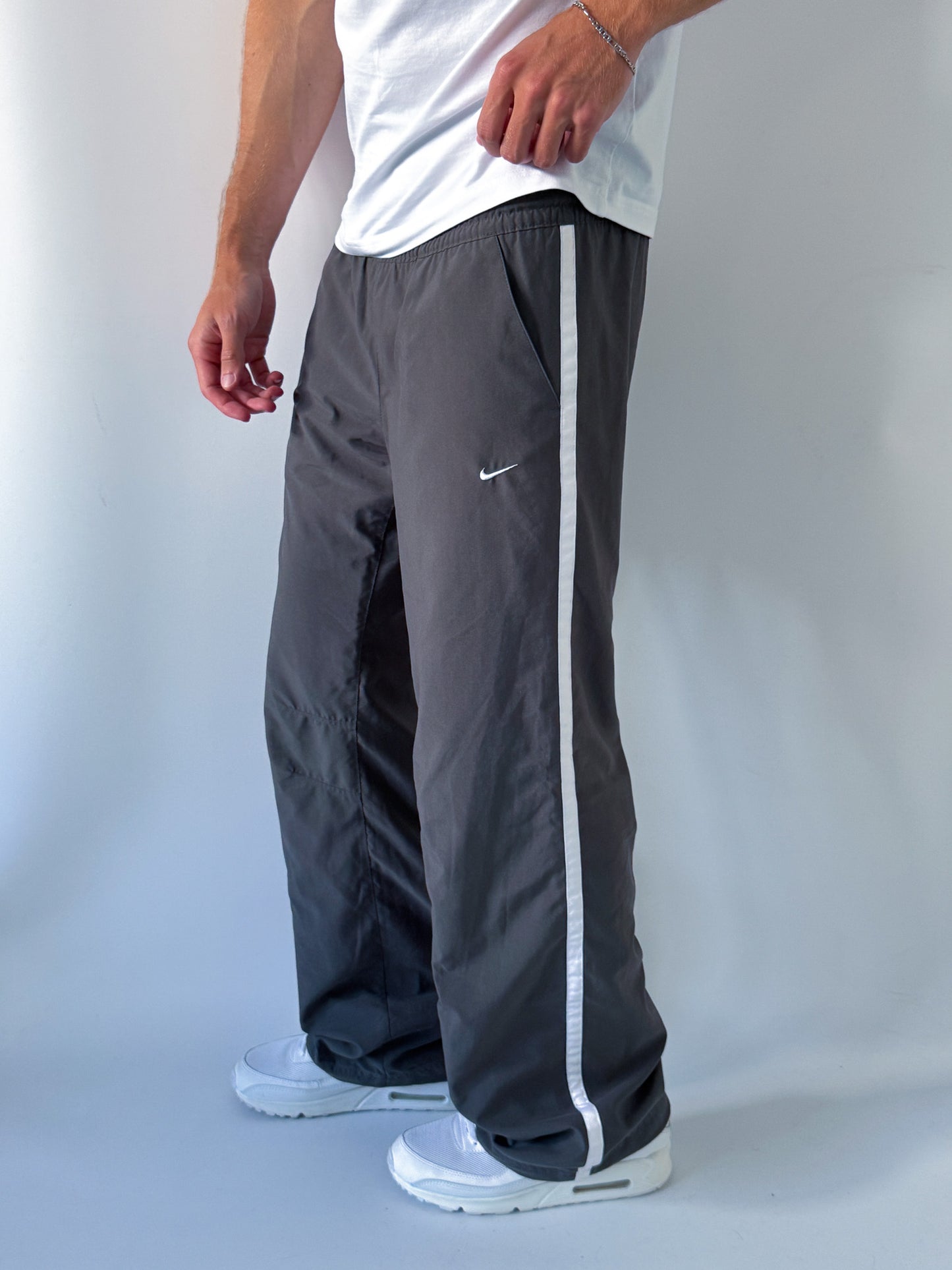 Nike Vintage *PREMIUM* Trackpants | M