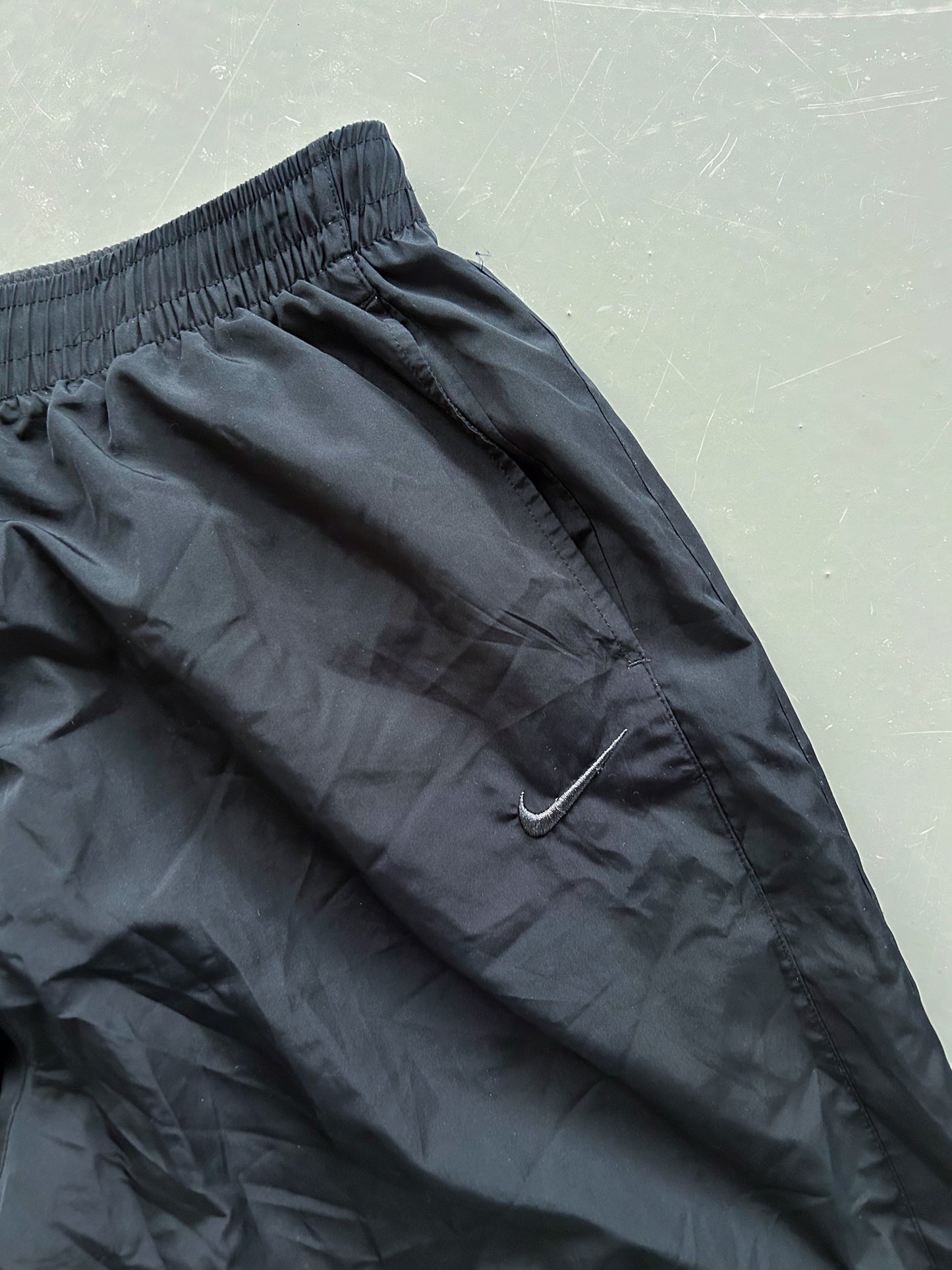 Nike Vintage Trackpants | L