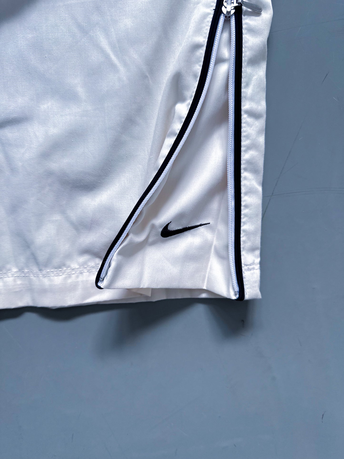 Nike Vintage *Deadstock* Trackpants | L