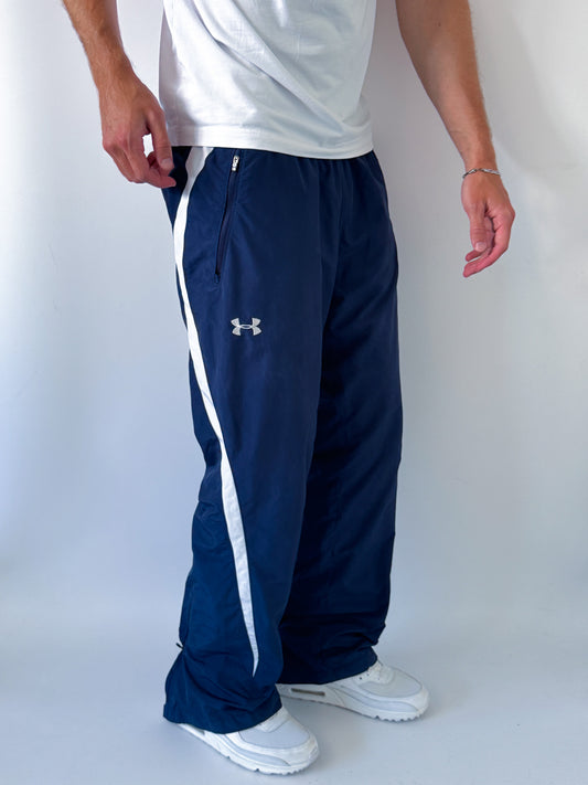 Under Armour Vintage Trackpants | M
