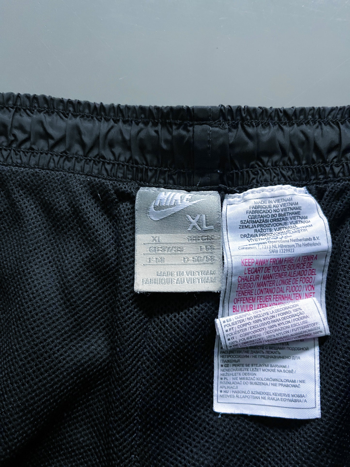 Nike Vintage *PREMIUM* Trackpants |  L