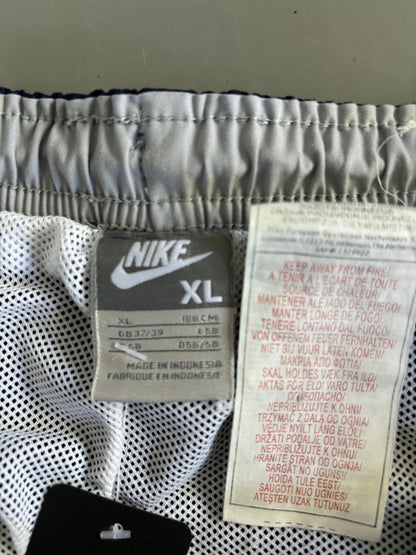 Nike Vintage Trackpants | L