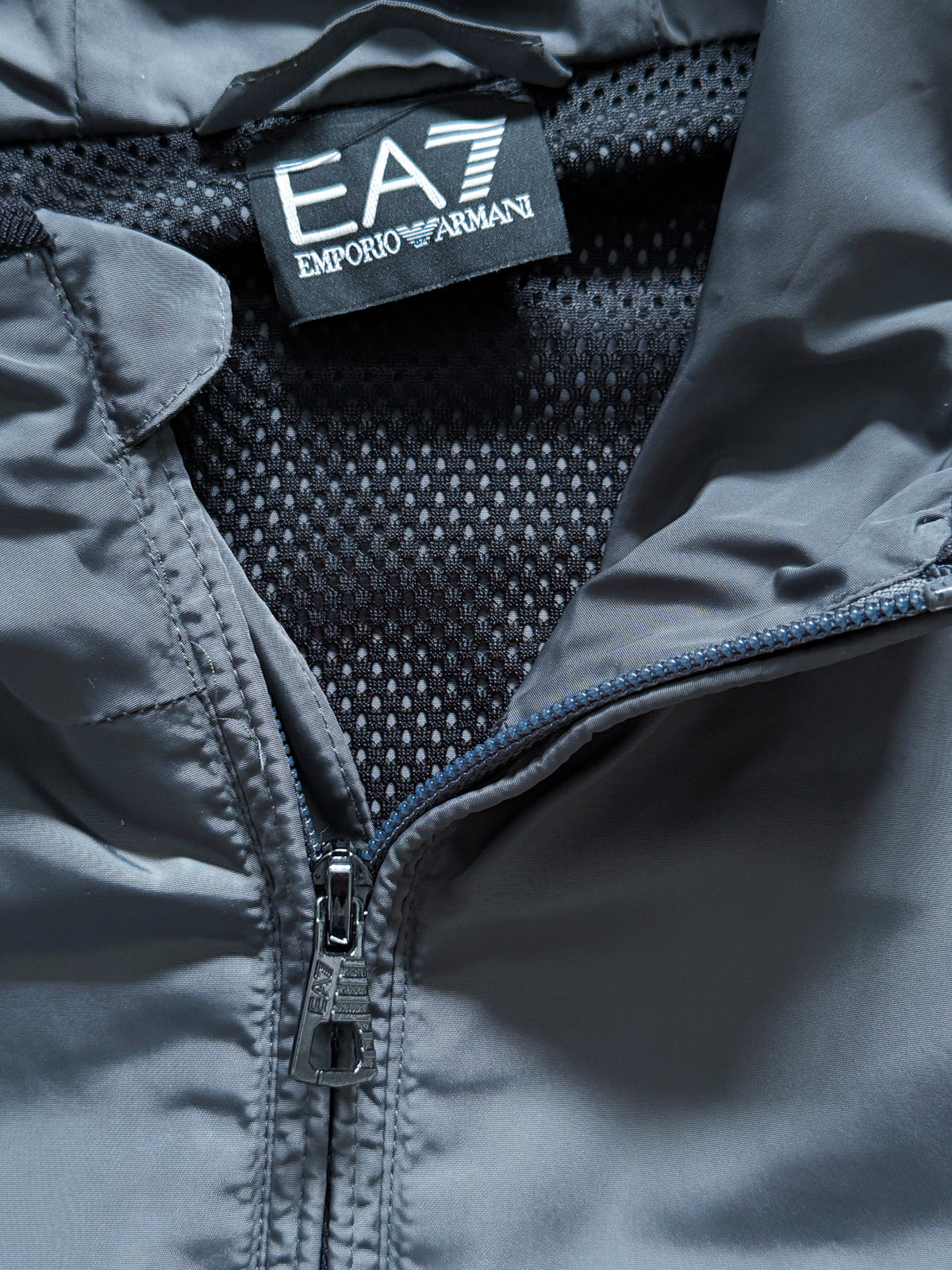 Emporio Armani Vintage Trackjacket | L