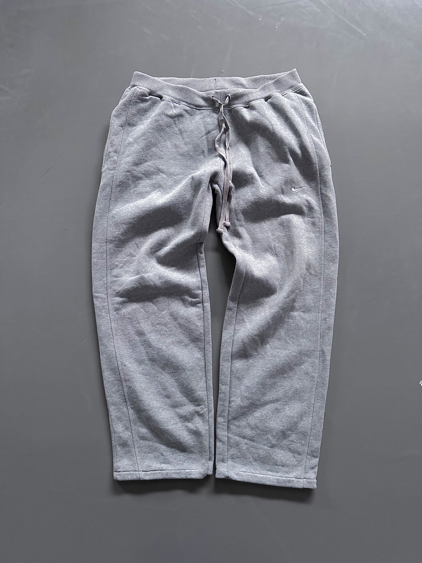 Nike Vintage *PREMIUM* Open Leg Sweatpants / Jogger | XL