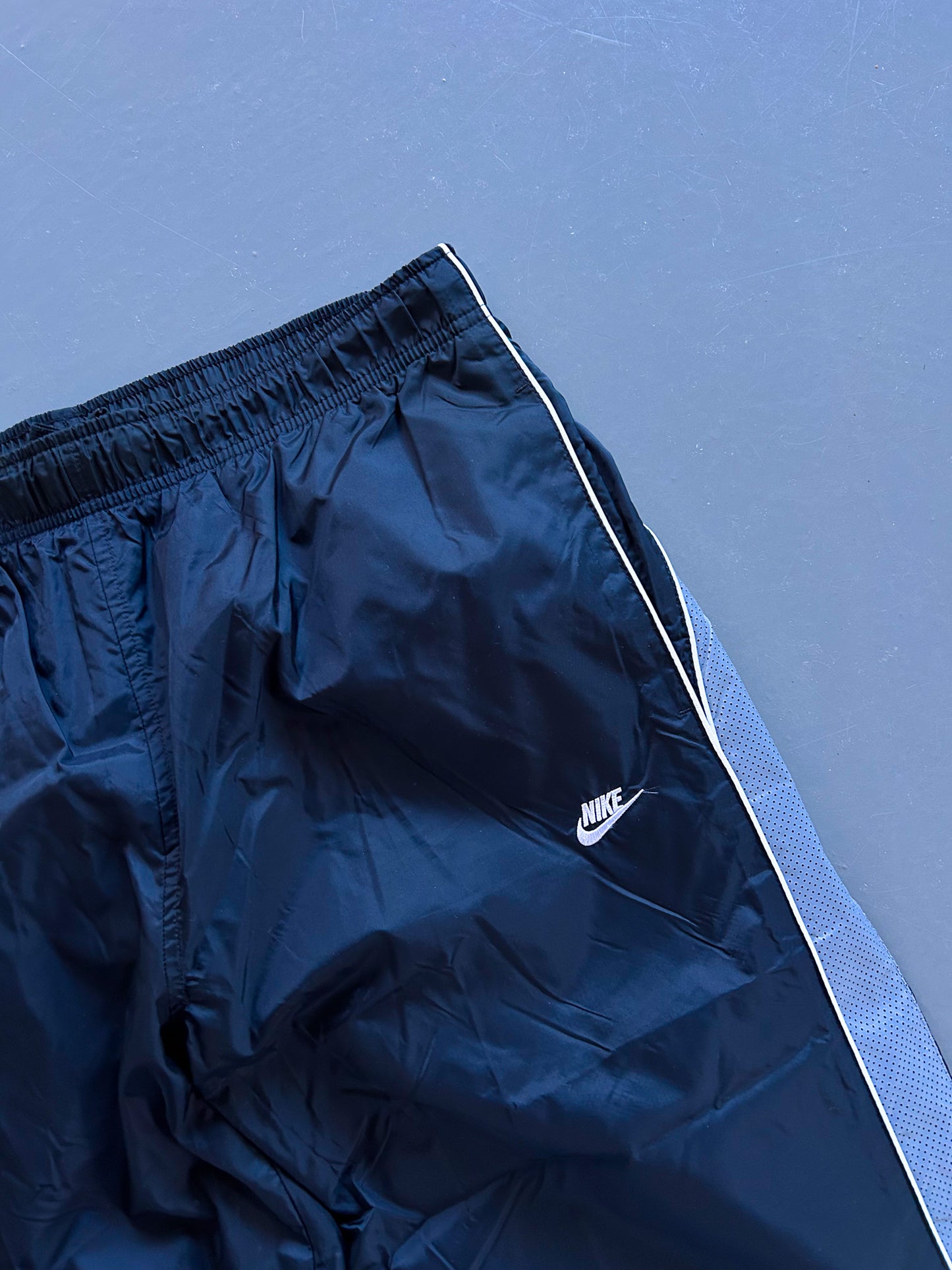 Nike Vintage *PREMIUM*  Trackpants | L