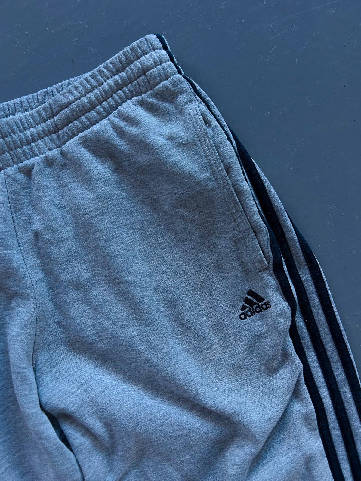 Adidas Vintage *Classic* Sweatpants | M