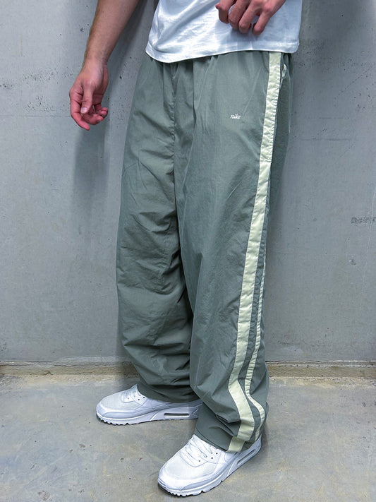 Nike Vintage Trackpants | XL