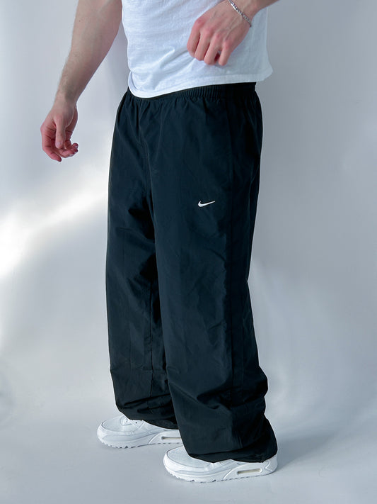 Nike Vintage Trackpants | L