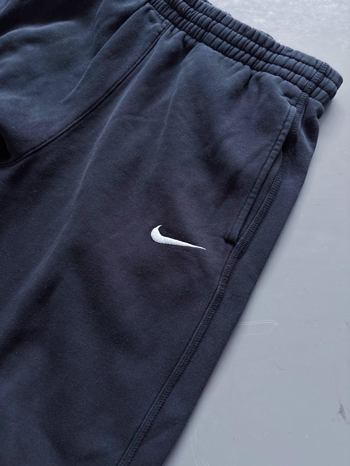 Nike Vintage Sweatpants | XS