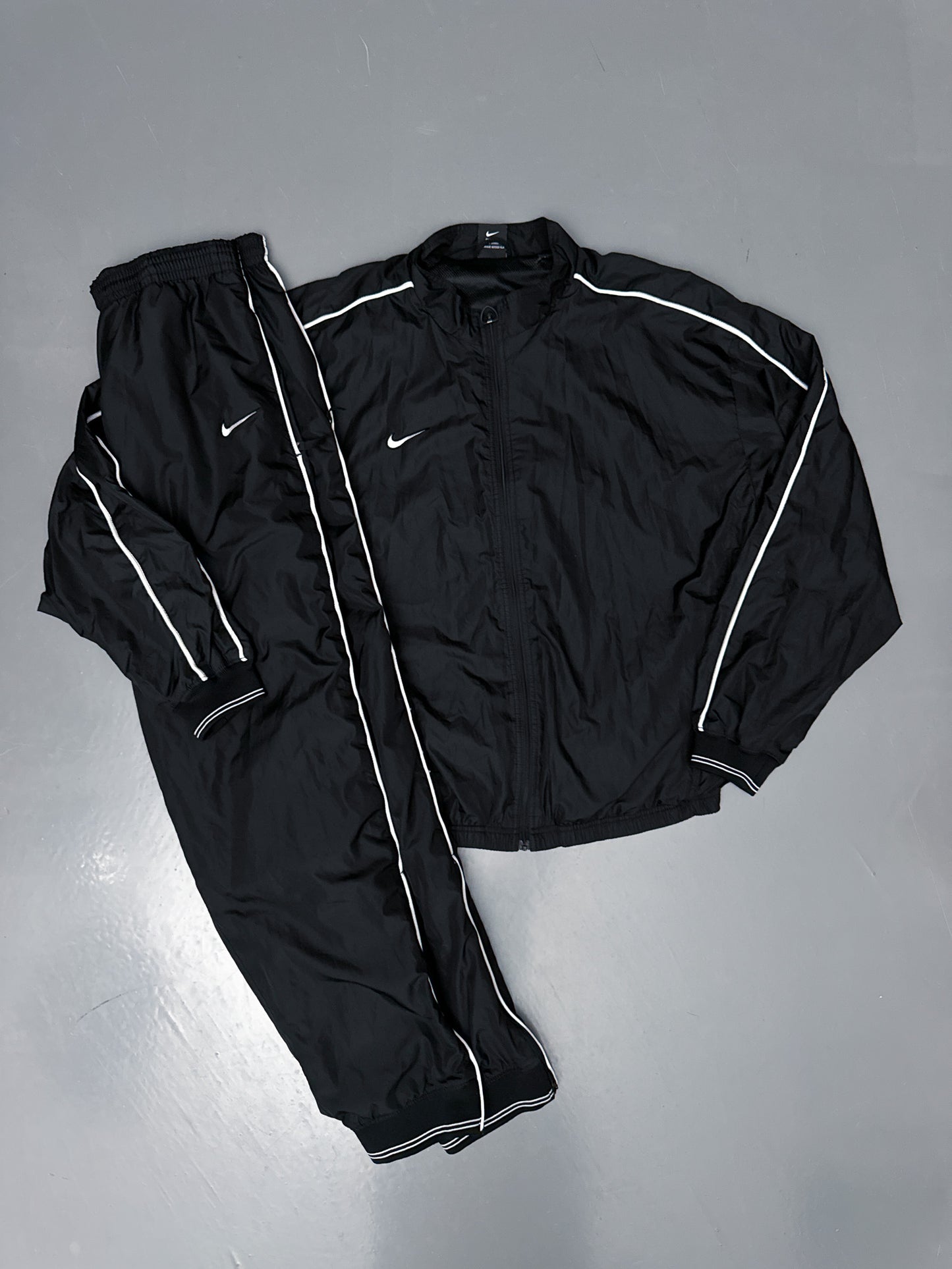 Nike Vintage Tracksuit | L