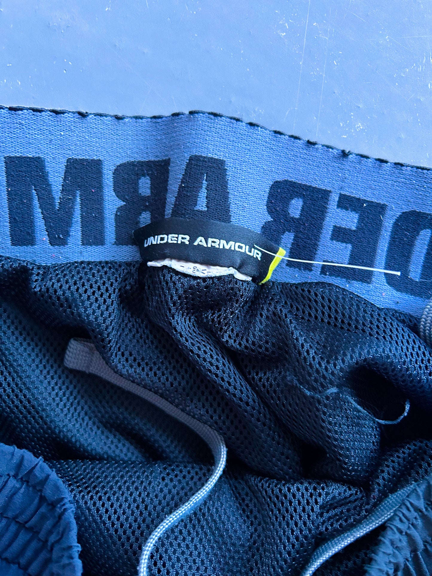 Under Armour Vintage Trackpants | S