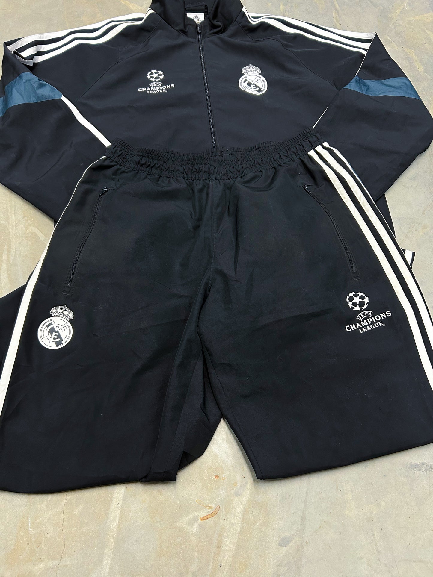 Vintage Adidas x Real Madrid *PREMIUM* Tracksuit | M