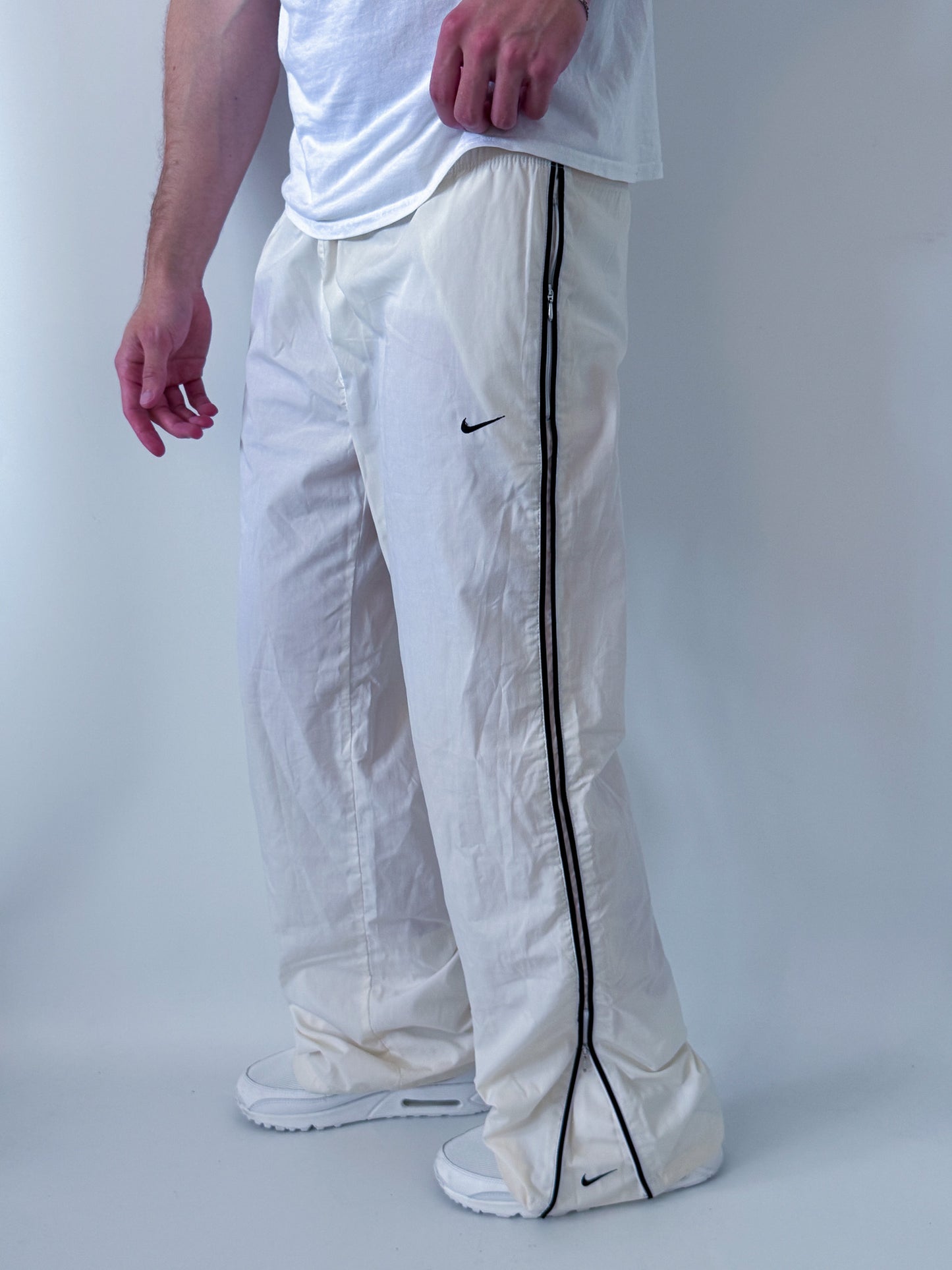 Nike Vintage *Deadstock* Trackpants | L