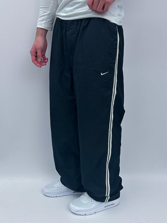 Nike Vintage *PREMIUM* Trackpants | M