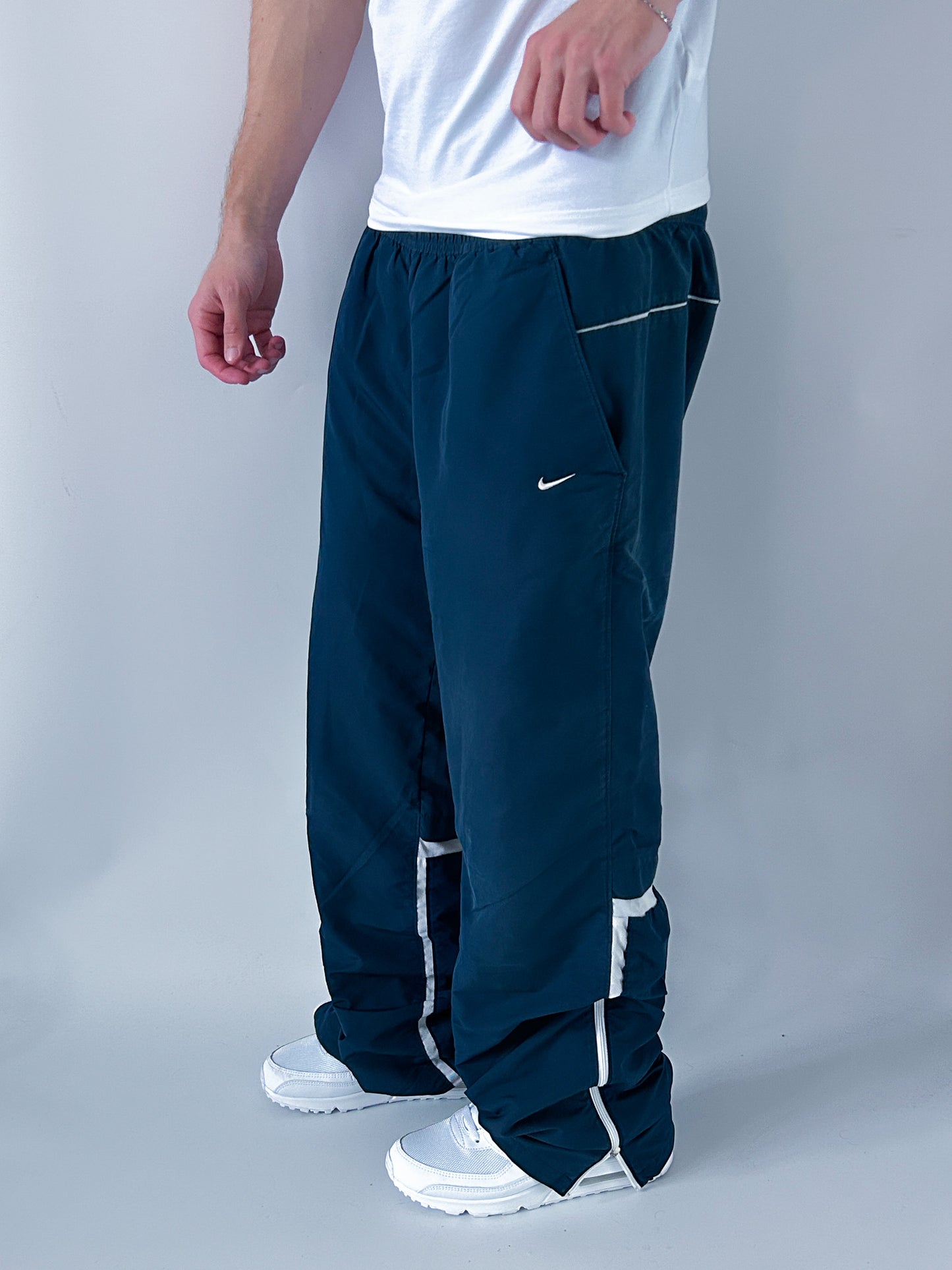 Nike Vintage Trackpants | M