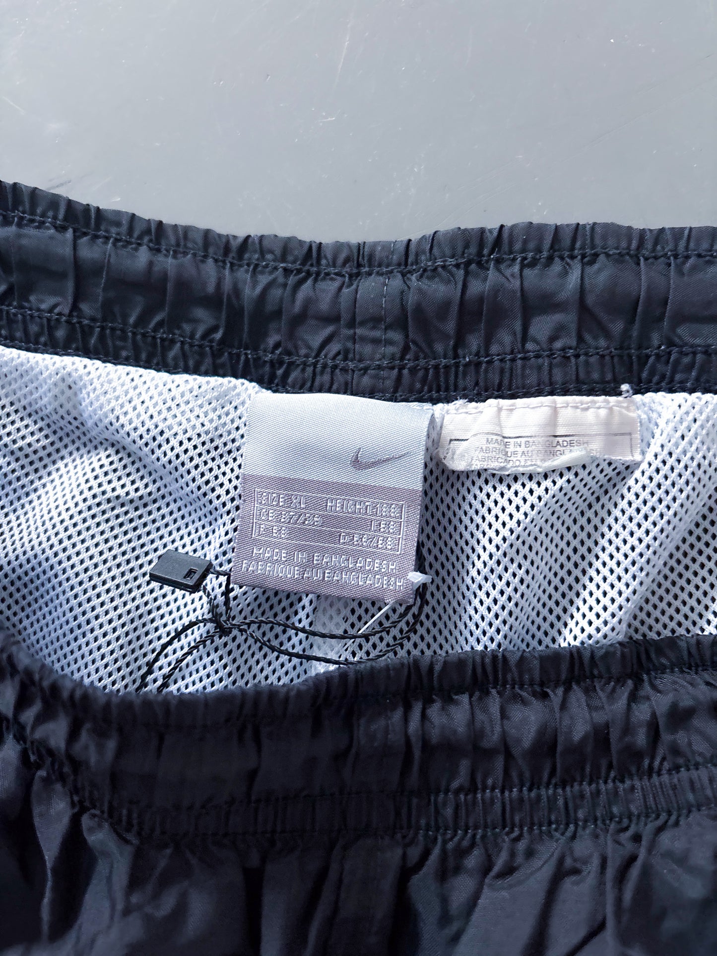 Nike Vintage *PREMIUM* Trackpants | L