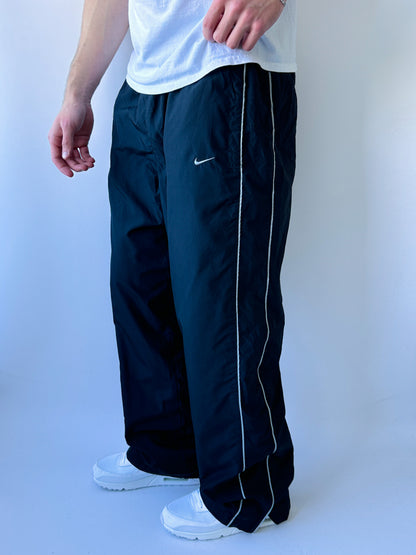 Nike Vintage Trackpants | M
