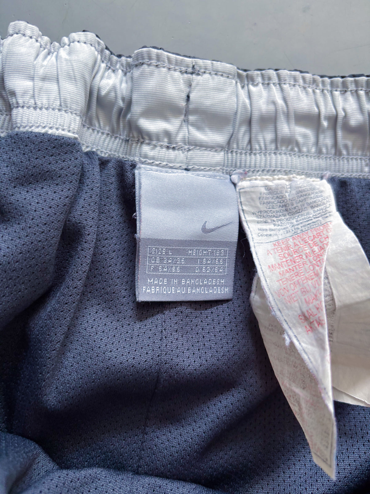 Nike Vintage Trackpants | L