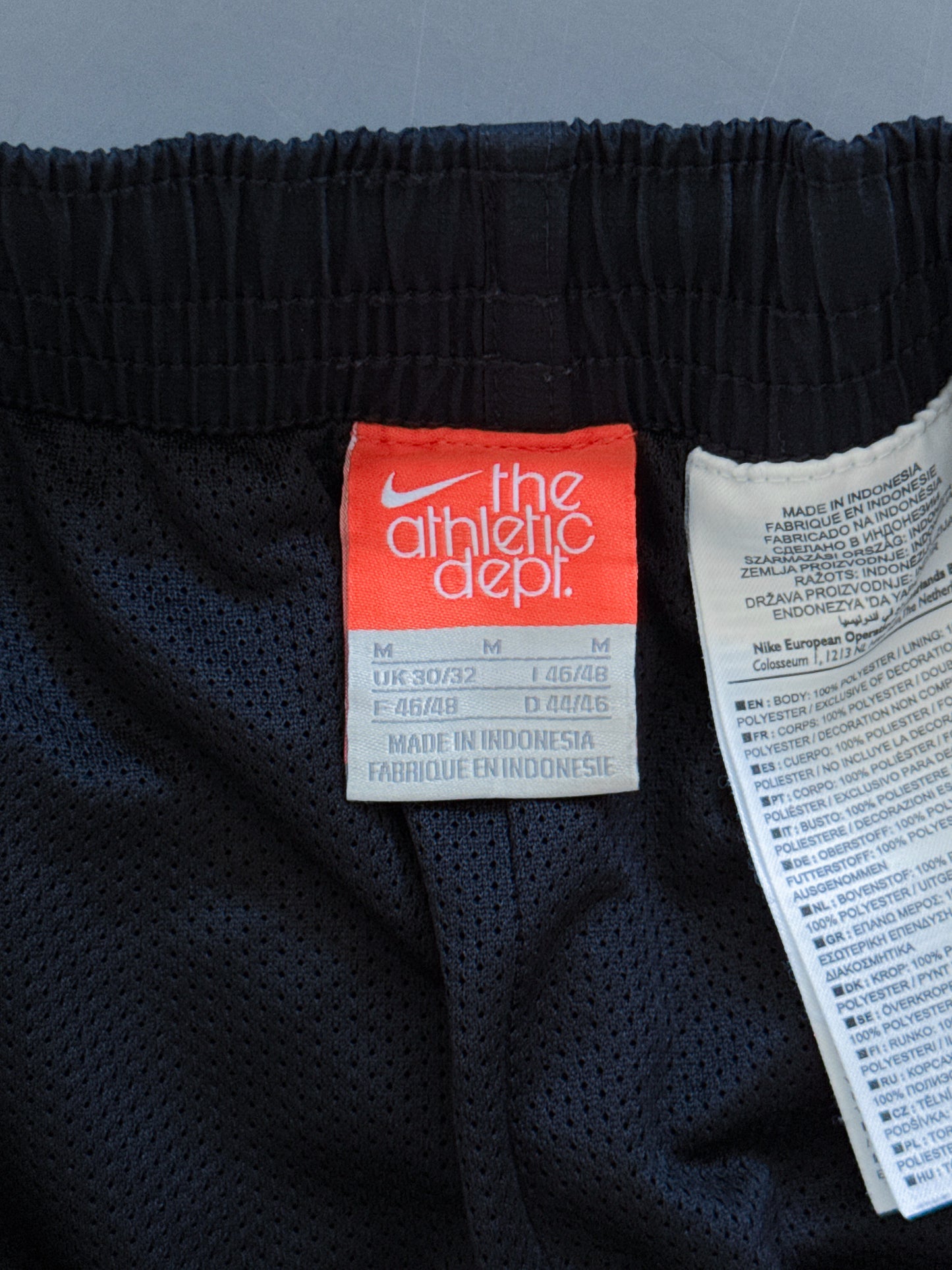 Vintage Nike Air Shorts | M