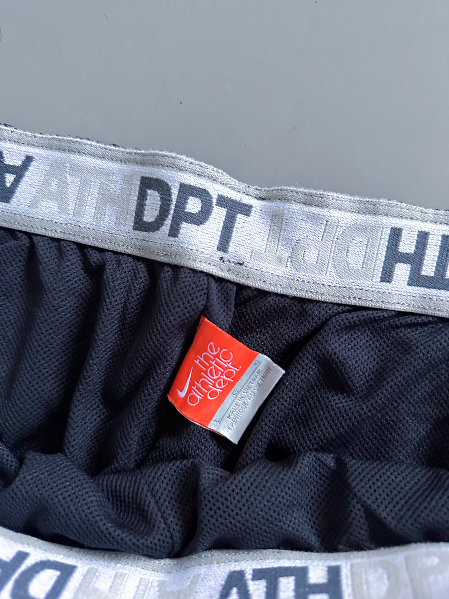 Nike Vintage Trackpants | M