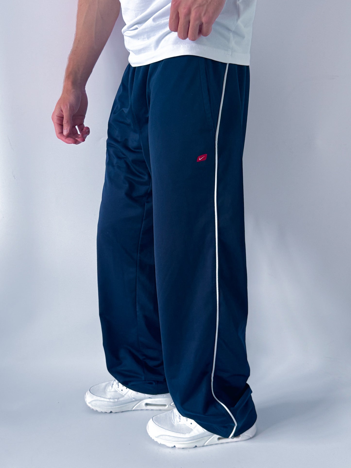 Nike Vintage Trackpants | L