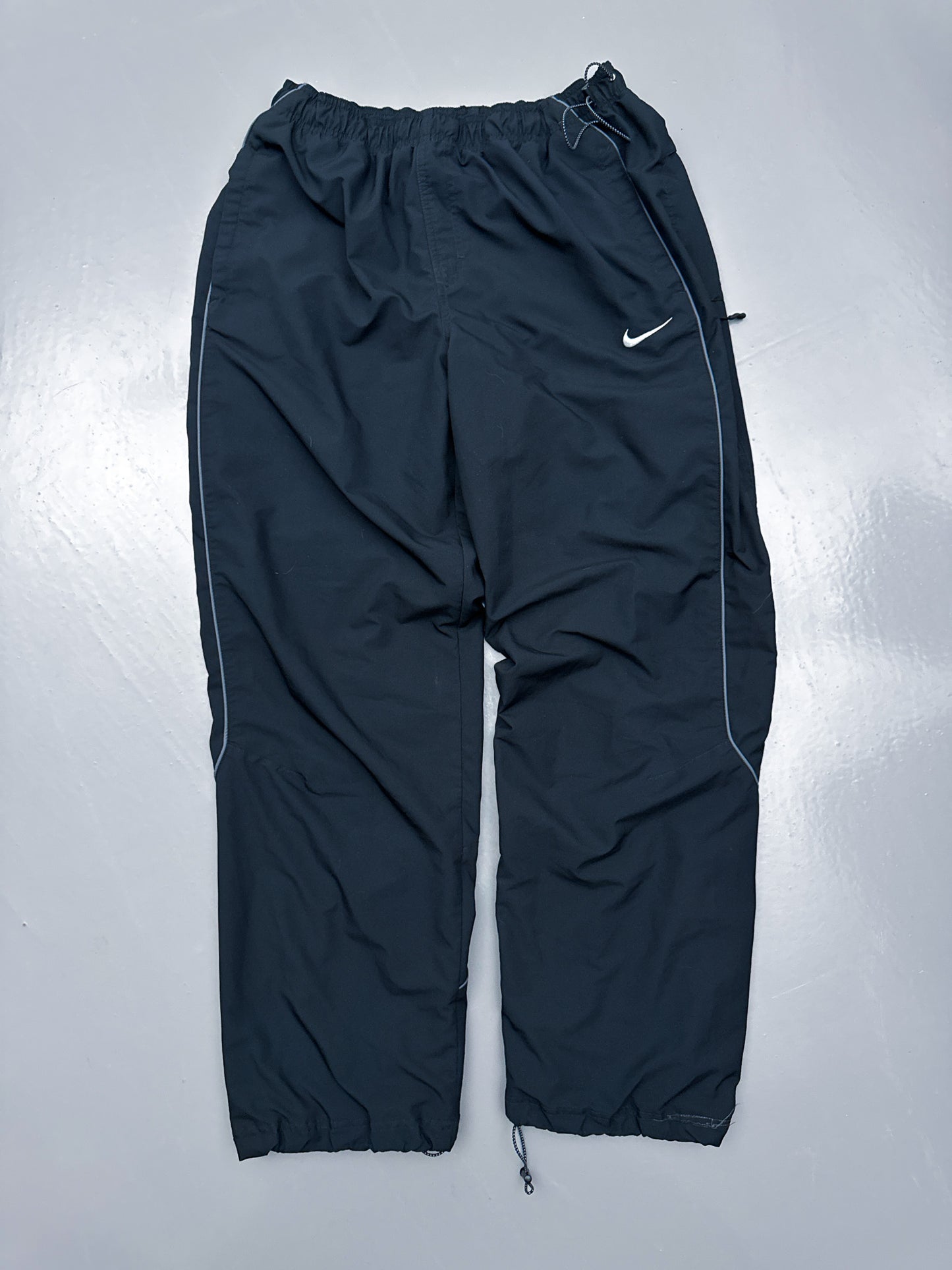 Nike Air Vintage Trackpants | L