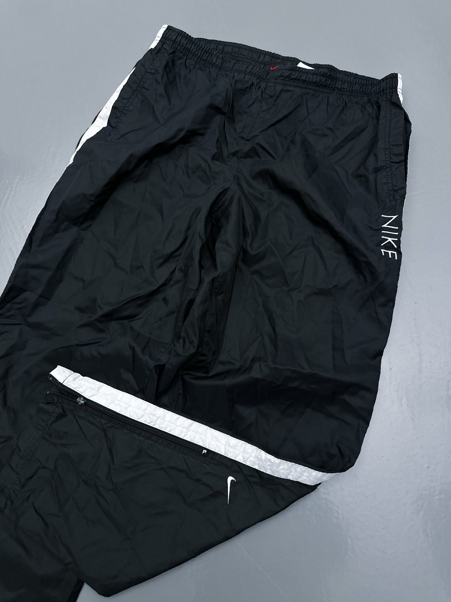 Nike Vintage Trackpants | L