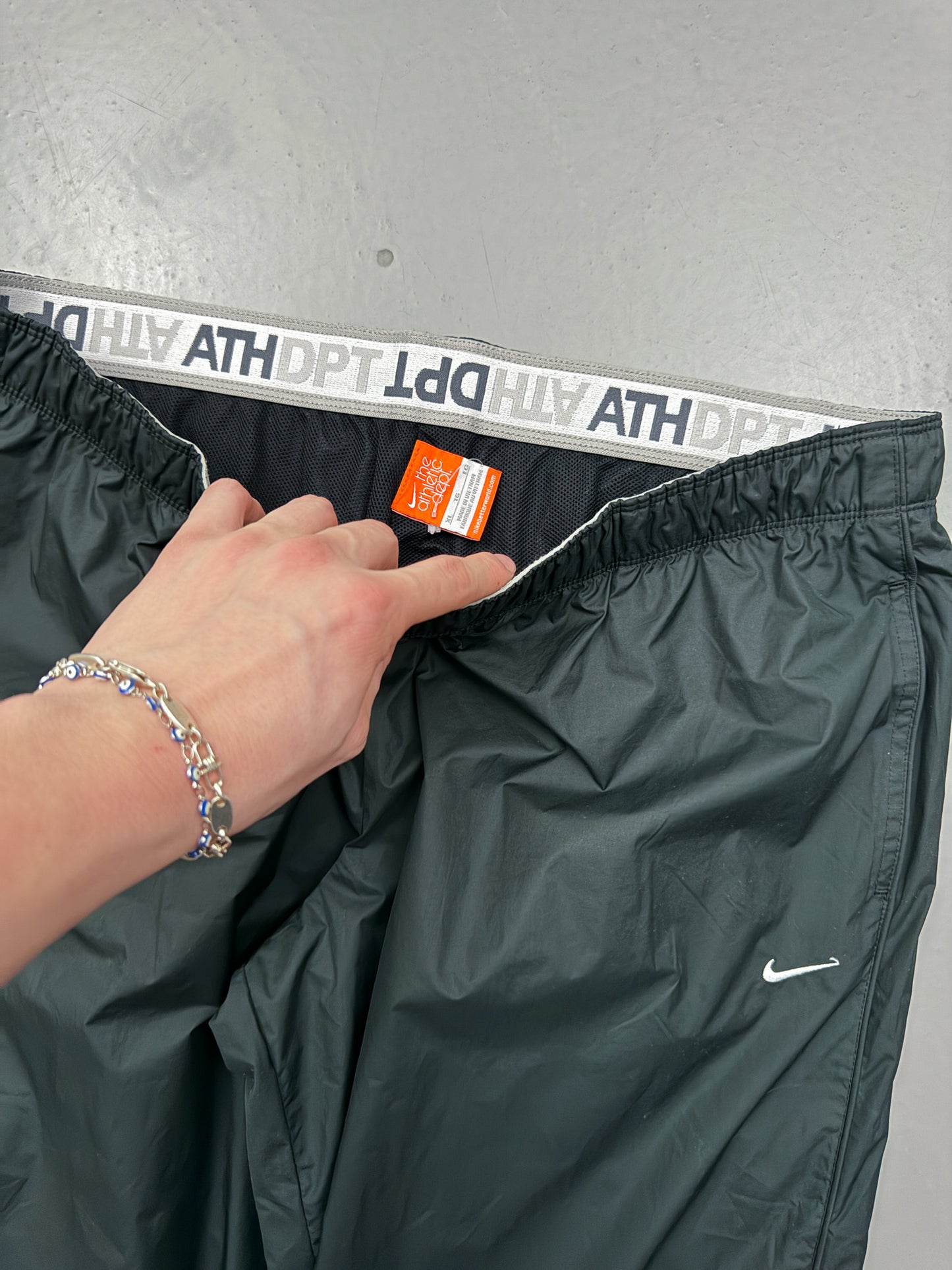 Nike Vintage *PREMIUM* Trackpants | L