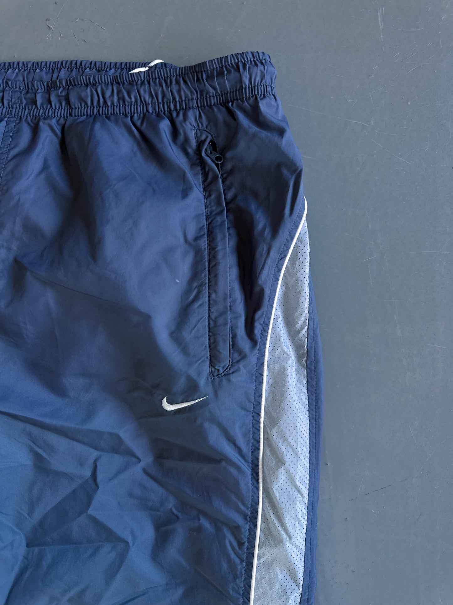 Nike Vintage Trackpants | L
