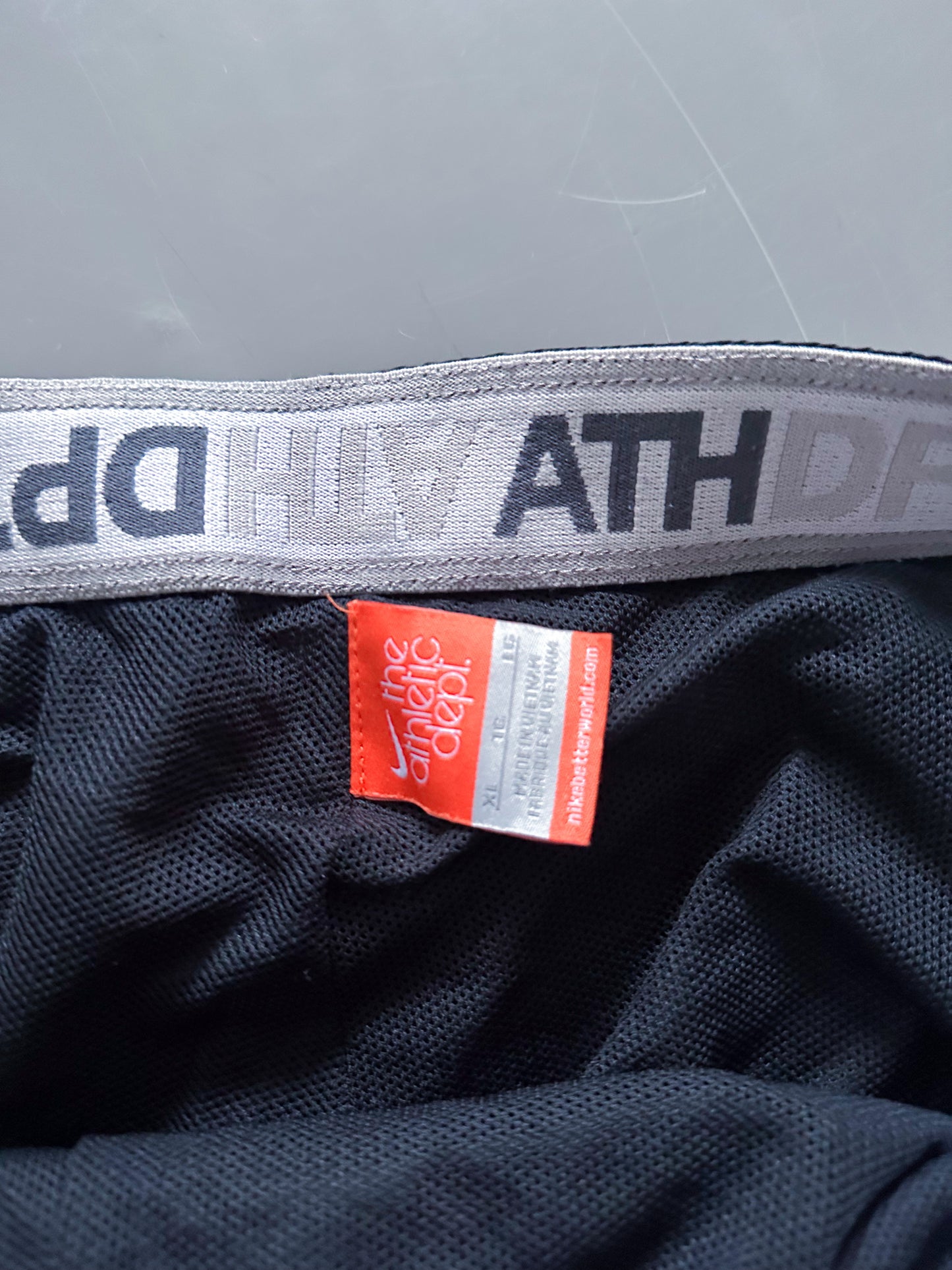 Nike Vintage Trackpants | M