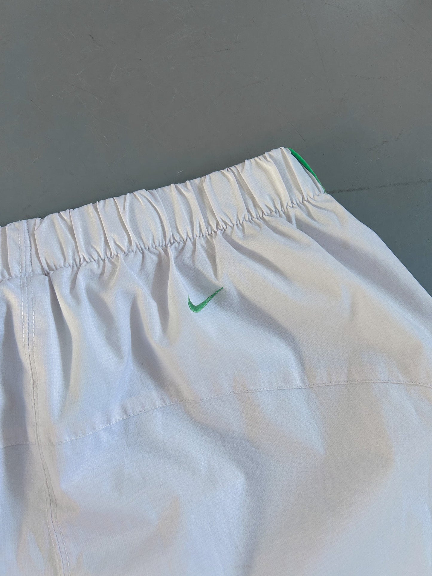 Nike Vintage *TN* Trackpants | L