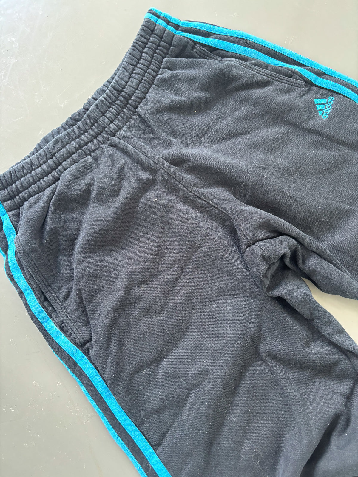 Adidas Vintage Sweatpants | M