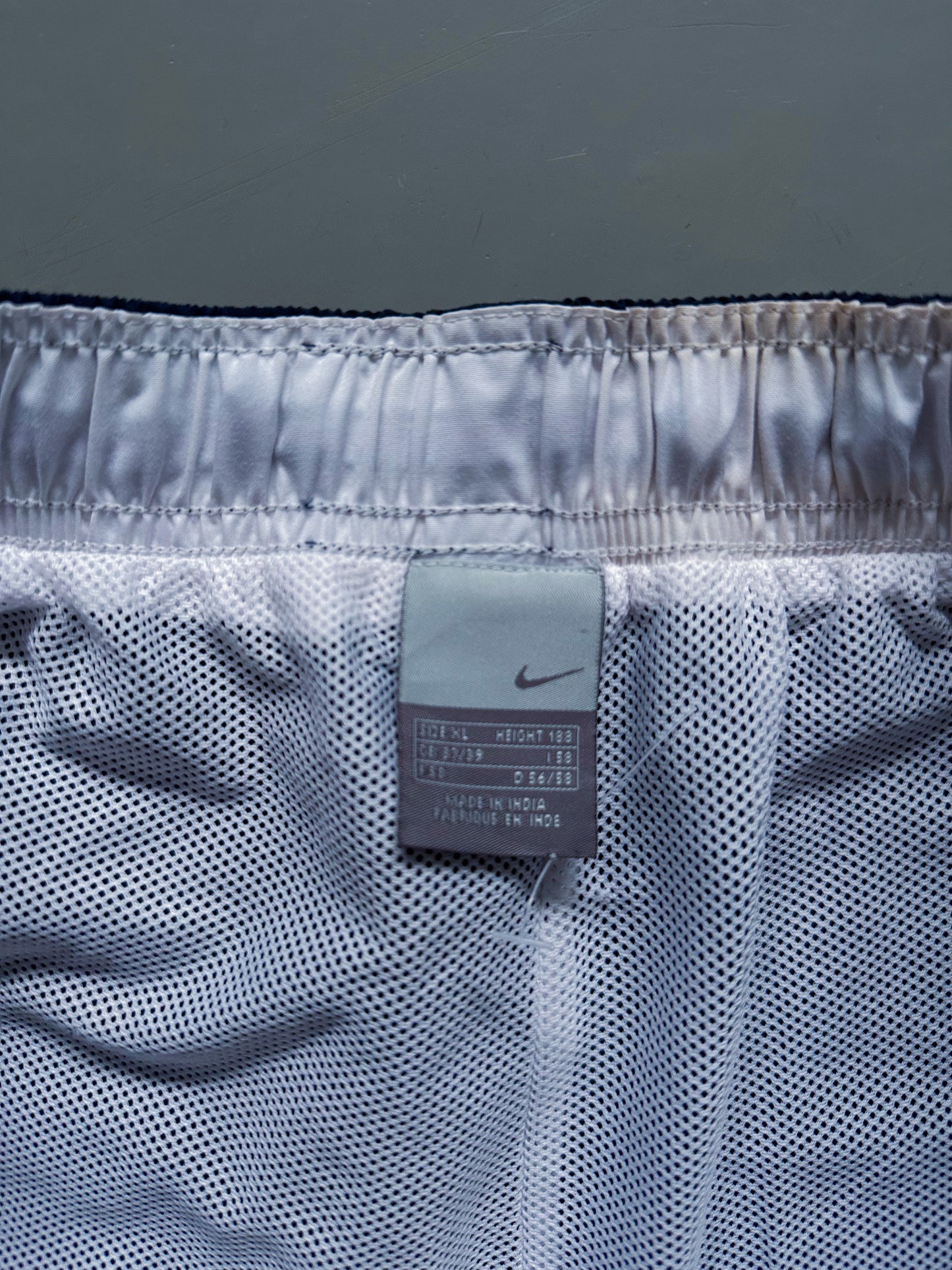 Nike Vintage Trackpants | L