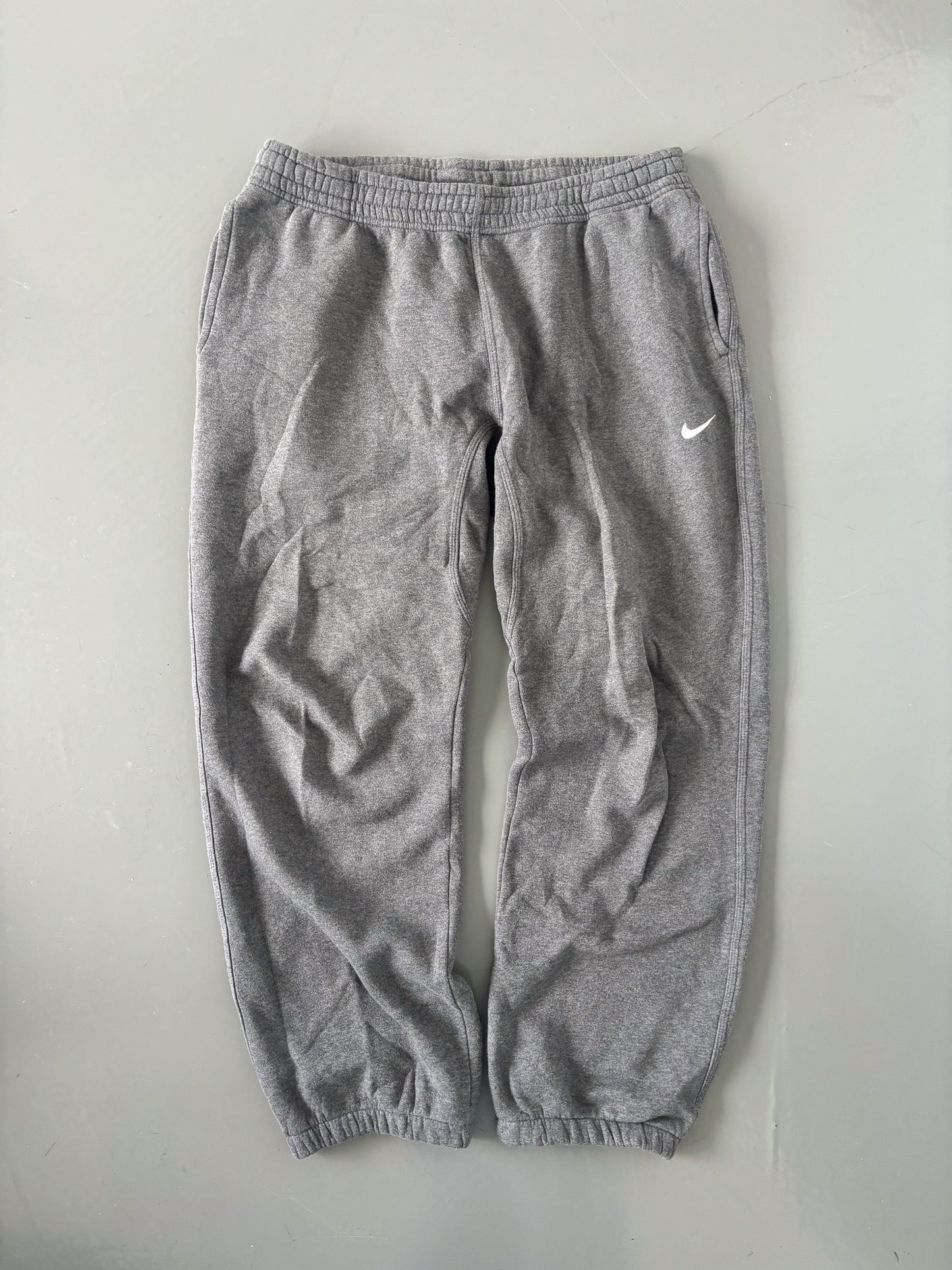 Nike Vintage Trackpants | L