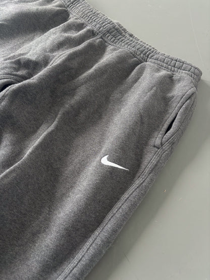 Nike Vintage Trackpants | L