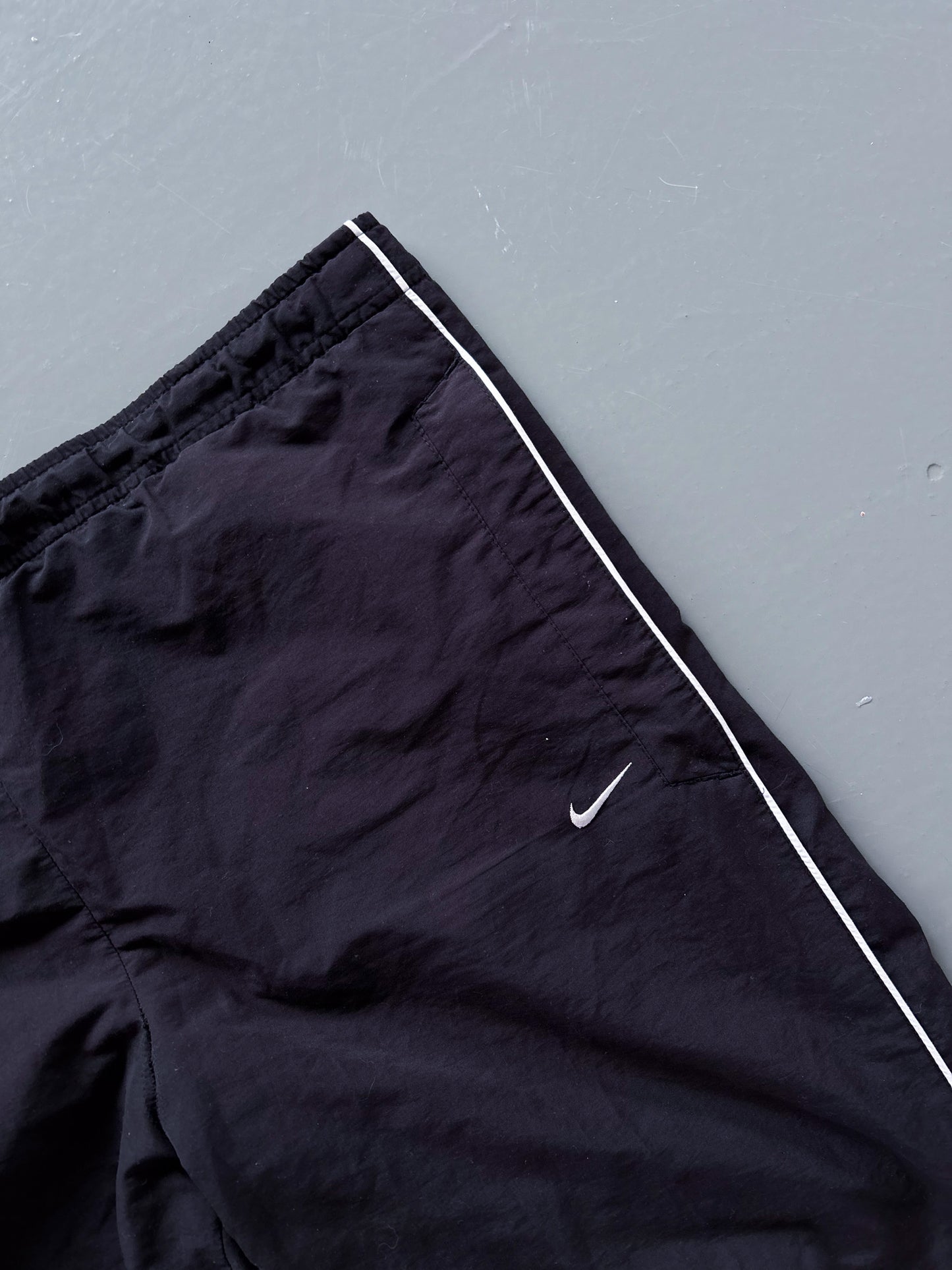 Nike Vintage Trackpants | L