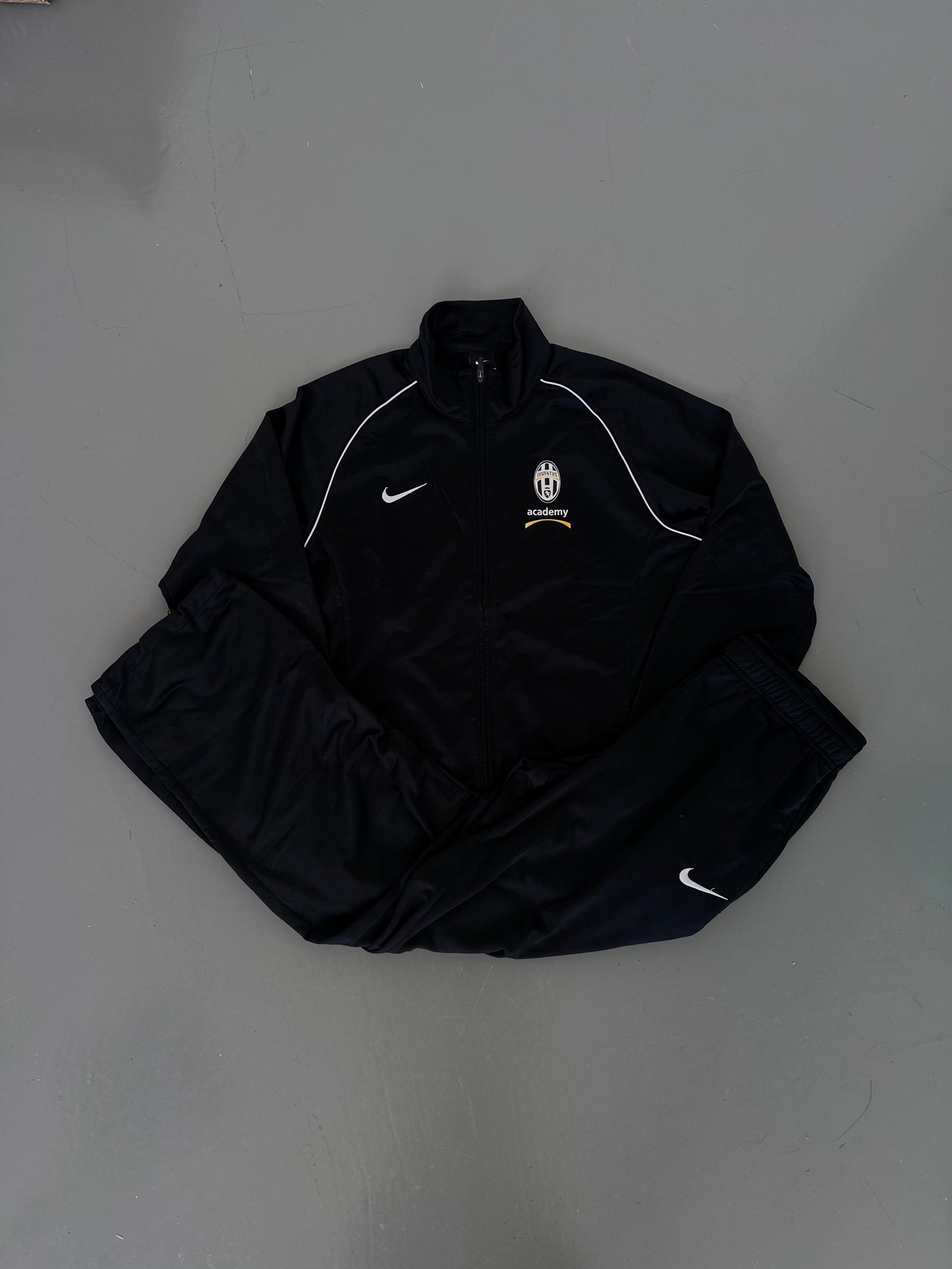 Nike x Juventus Turin Vintage Tracksuit | M