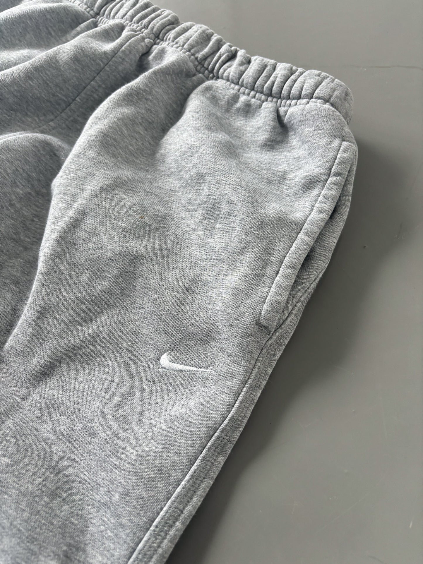 Nike Vintage Sweatpants | M