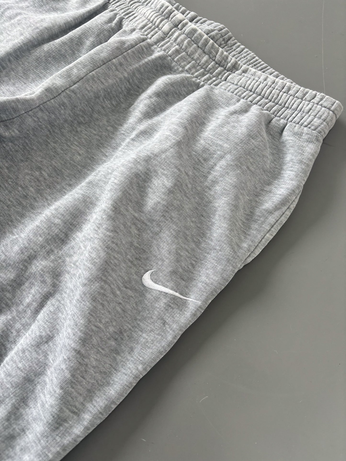 Nike Vintage Trackpants | L