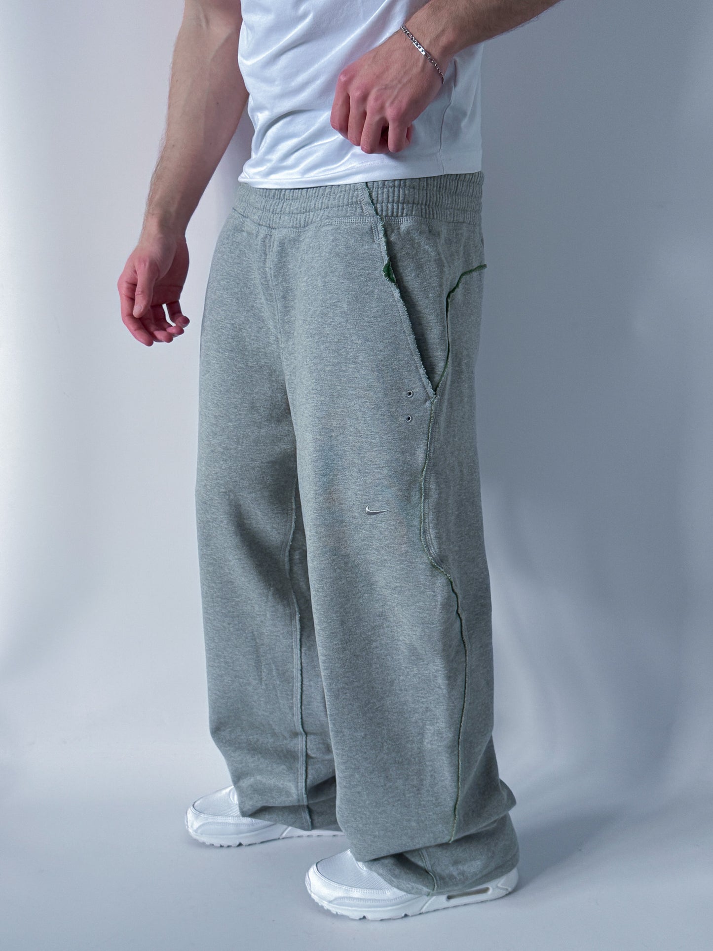 Nike Vintage *Deadstock* Sweatpants / Jogger | L