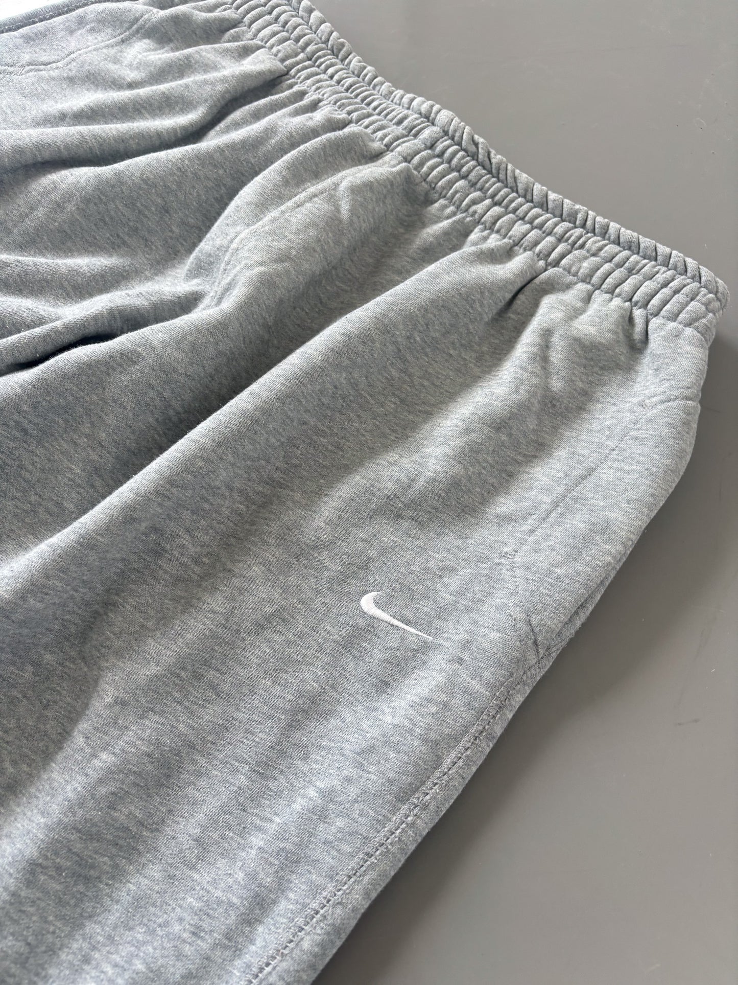 Nike Vintage Trackpants | XL