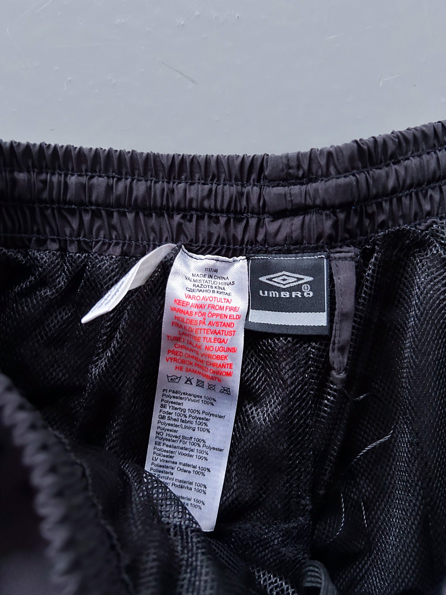 Umbro Vintage Trackpants | S