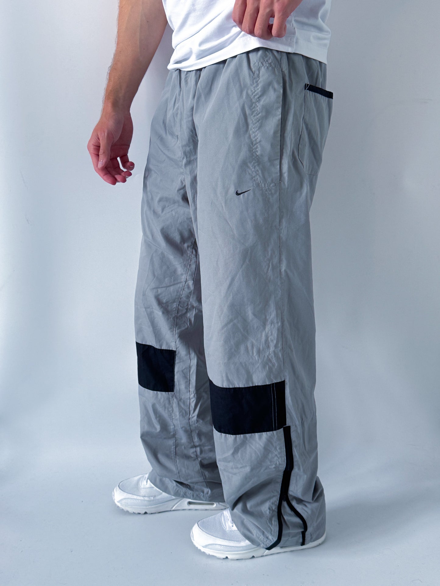 Nike Vintage Trackpants | L