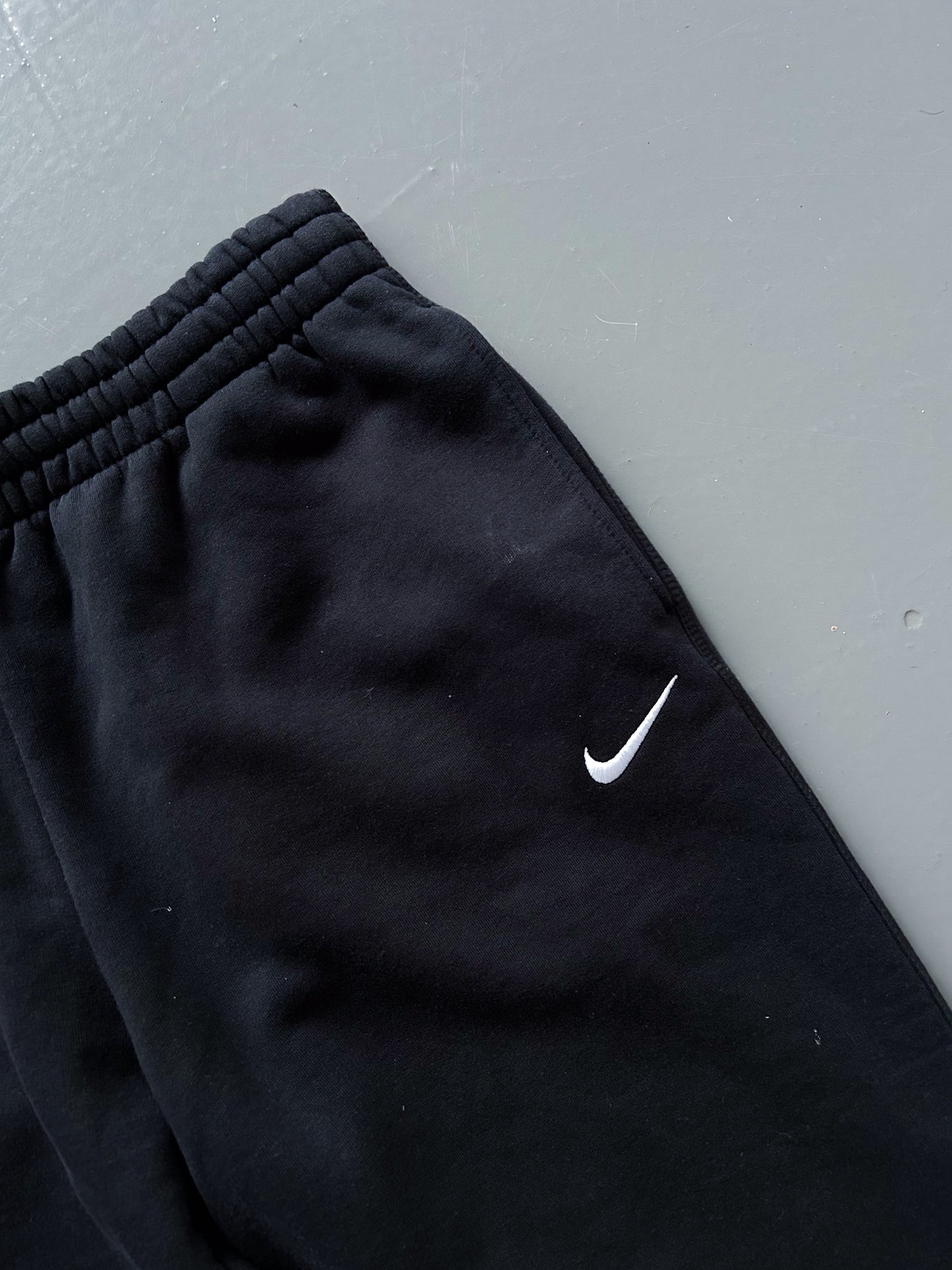 Nike Vintage Open Leg Sweatpants | L