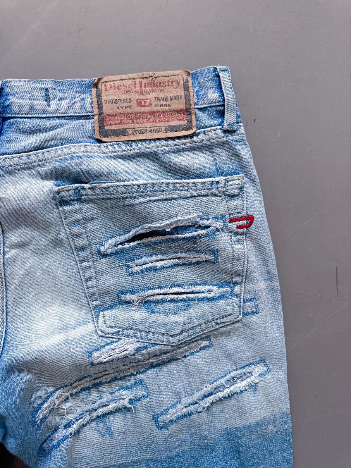 Diesel Y2K Vintage Distressed Jeans | M