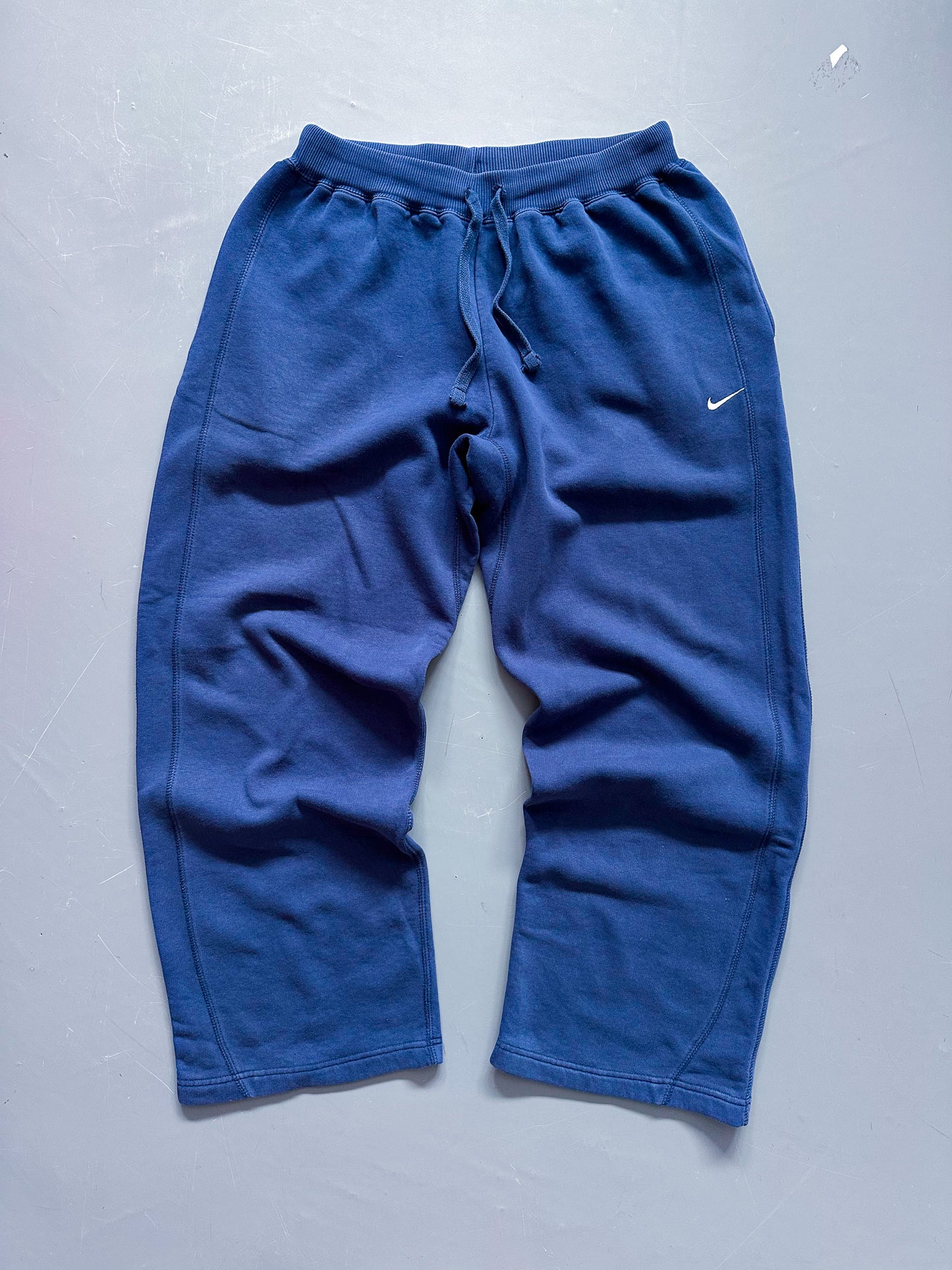 Nike Vintage *PREMIUM* Open Leg Sweatpants / Jogger | M