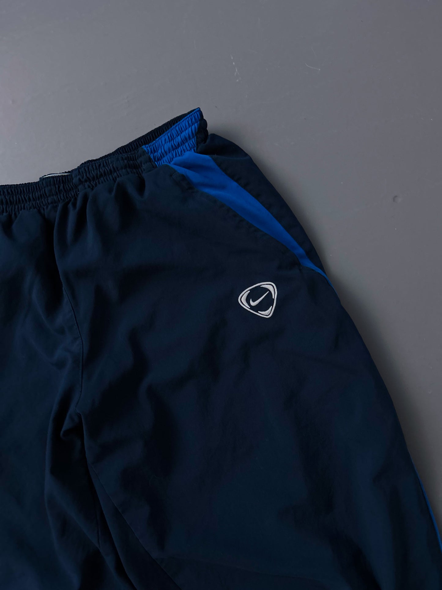 Nike Vintage Trackpants | L